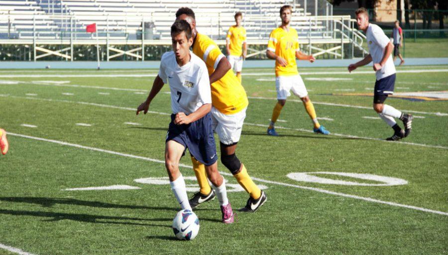 Men and womens soccer fall short of wins