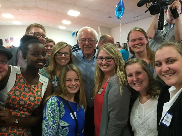 Students attend Sanders event in Fort Dodge