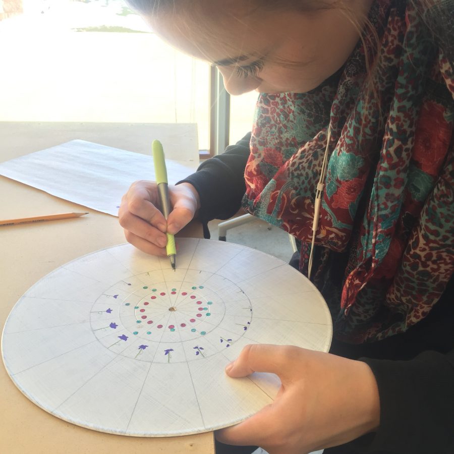 Students create animation on vinyl in this I Do Art workshop.