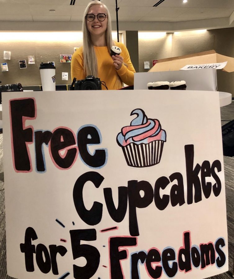 Free+Cupcakes+for+Five+Freedoms